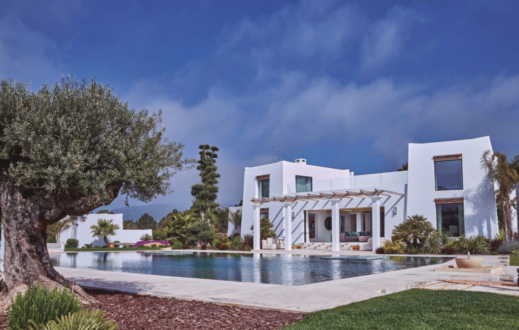 Exclusive Open House Event at Cala Jondal Hideaway: A Fusion of Art and Luxury